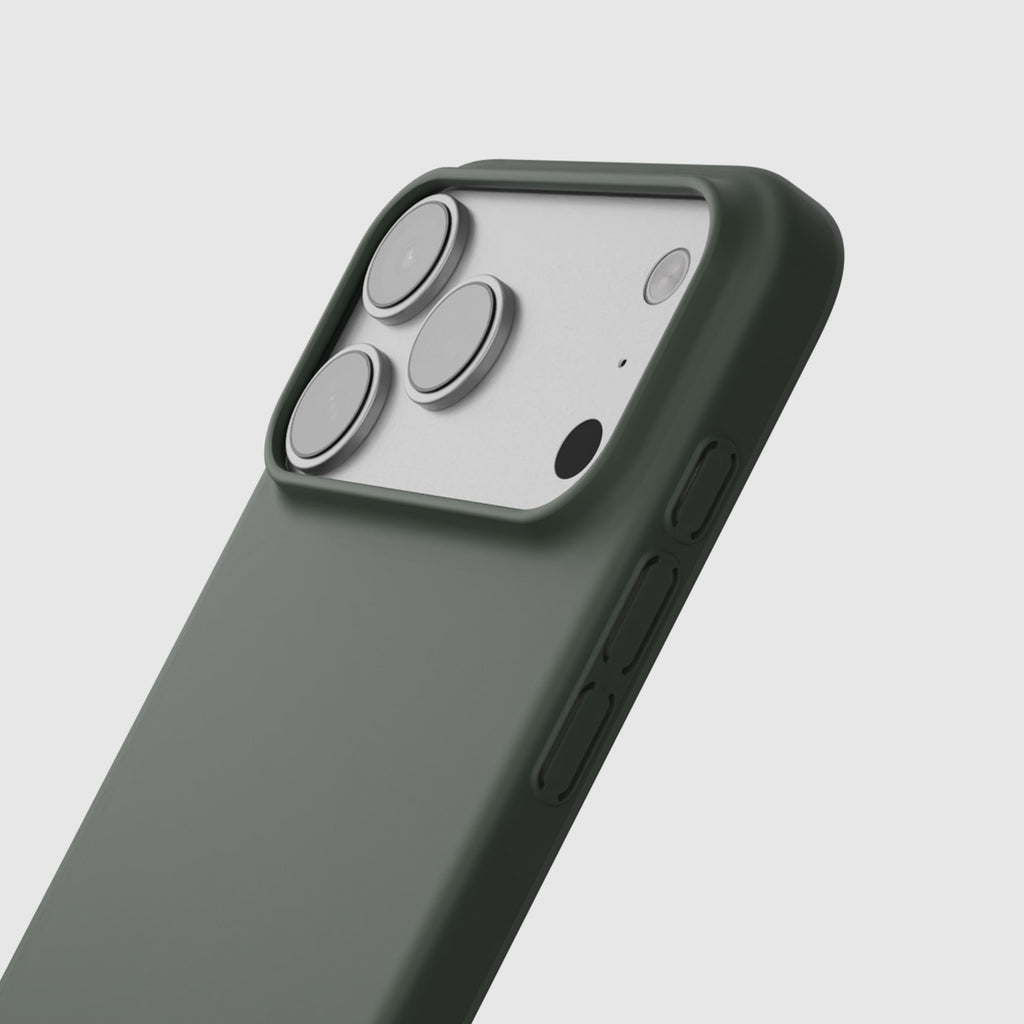 Super Thin iPhone 17 Pro Max Case